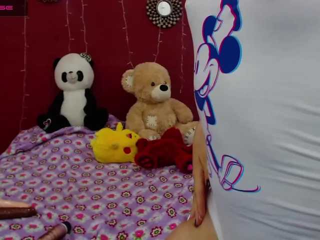 Скриншоты трансляции CandiWilliams