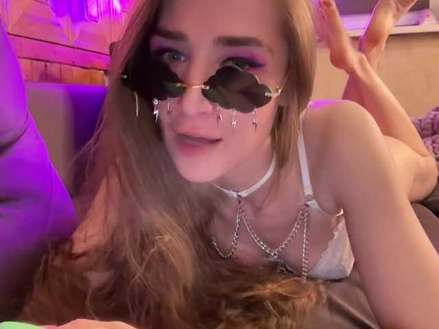 Скриншоты трансляции SweetyMeow