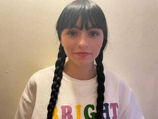 Эротический видеочат CandyMelanie