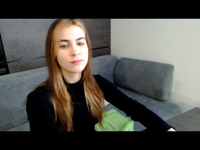 Скриншоты трансляции CandyRose