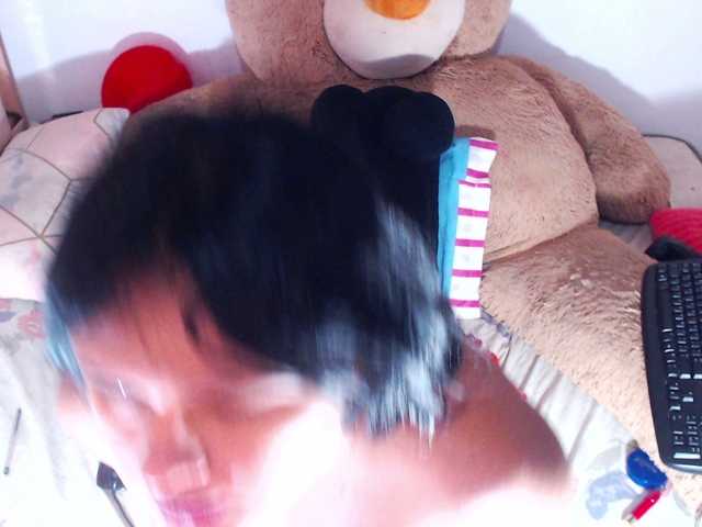 Скриншоты трансляции candysquirrttt