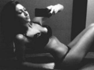 Эротический видеочат candyxd228