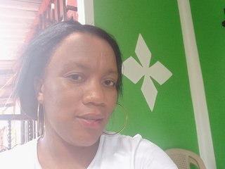 Эротический видеочат Canela08