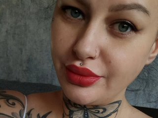Эротический видеочат CannabisQueen