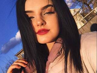 Эротический видеочат CarenWillias