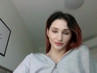 Эротический видеочат CarmelinaDesire