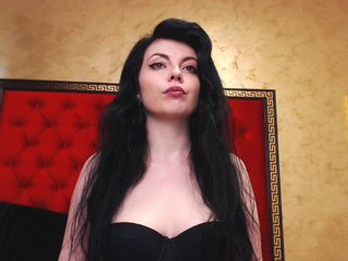 Скриншоты трансляции CassieVonKat