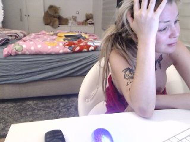 Скриншоты трансляции Cassionella1