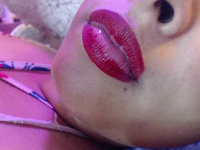 Скриншоты трансляции Cataleyasousa