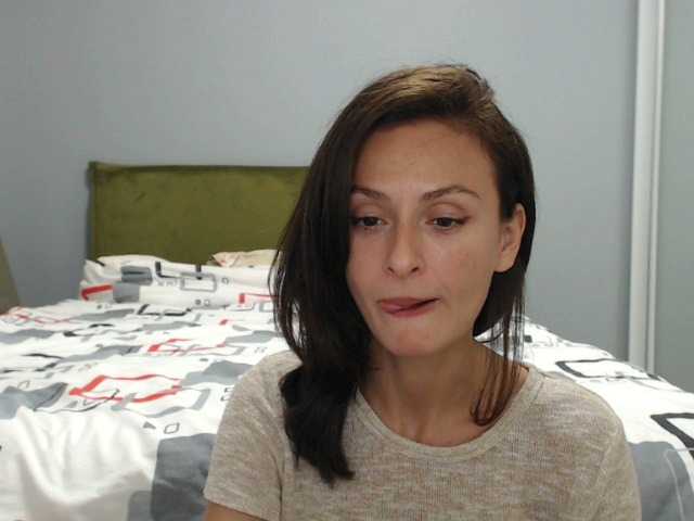 Скриншоты трансляции CattyJane