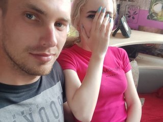 Эротический видеочат CaysiCouple