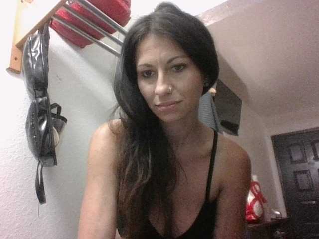 Скриншоты трансляции KriisiLovee