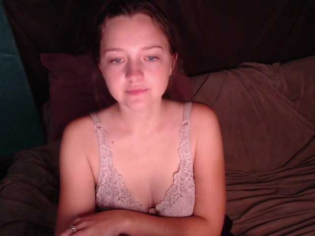 Скриншоты трансляции ChanelKitty