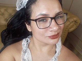Эротический видеочат Chantal-milf