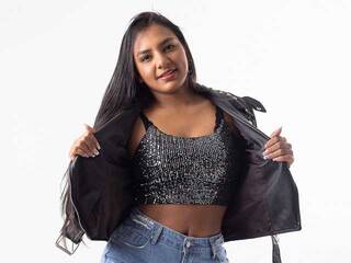 Эротический видеочат CharlotteBlak