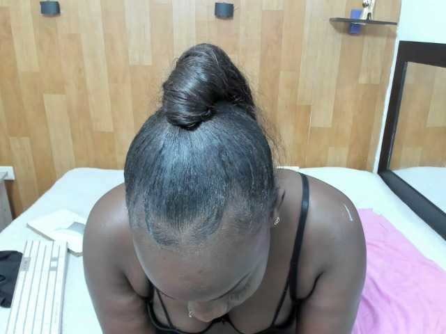 Скриншоты трансляции charlottechui