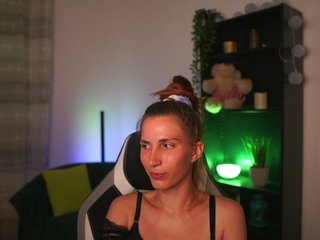 Эротический видеочат charlottgotit