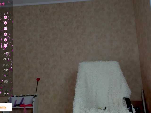 Скриншоты трансляции Charmesmi