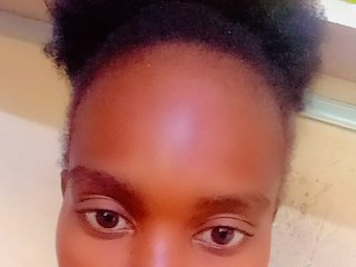 Эротический видеочат Charmydol