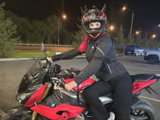 Эротический видеочат Charodeyka