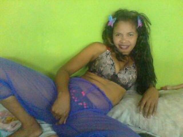 Скриншоты трансляции cheri-coco