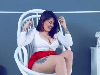 Эротический видеочат CherieDevilles