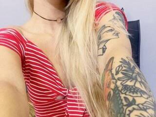 Эротический видеочат cherrypie3x