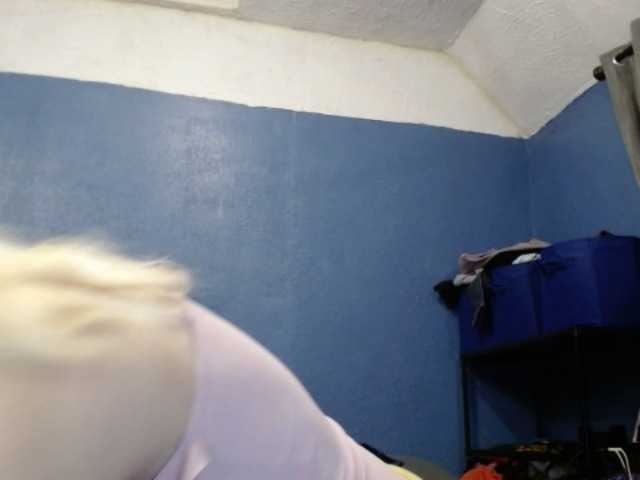 Скриншоты трансляции chillyhicks