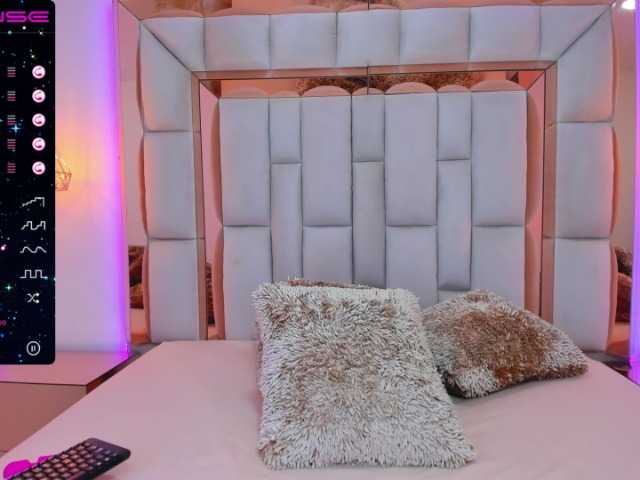 Скриншоты трансляции Chloe-baker