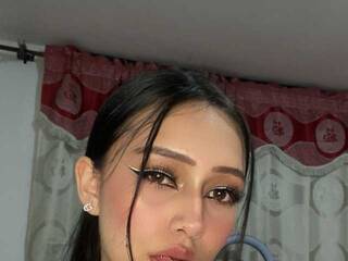 Эротический видеочат chloe-martin