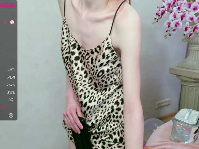 Скриншоты трансляции ChloeDesire