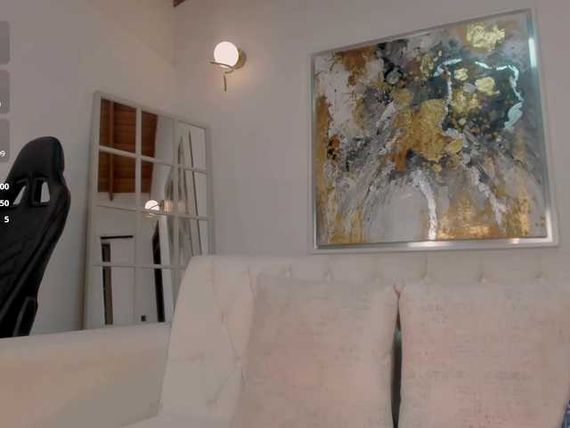 Скриншоты трансляции ChloeManson