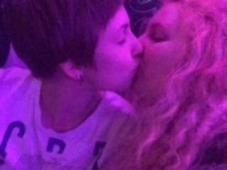 Эротический видеочат chlorid