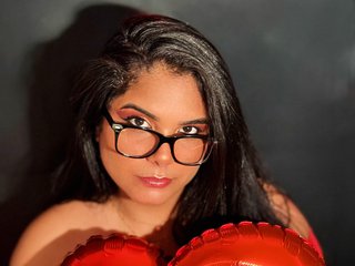 Эротический видеочат CholeBroww