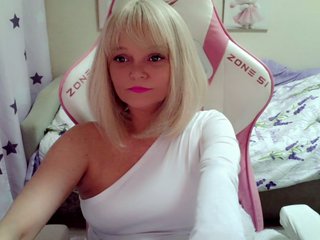 Эротический видеочат ChristieRoses