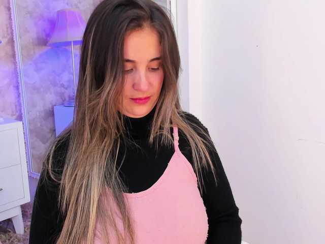 Скриншоты трансляции ClaraCornerr
