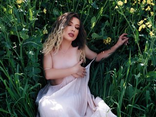 Эротический видеочат ClaraEcho