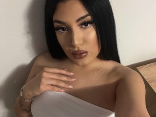 Эротический видеочат ClaraSeloura