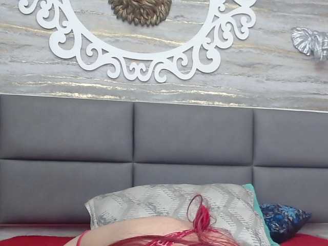 Скриншоты трансляции Cloeandtyfanny