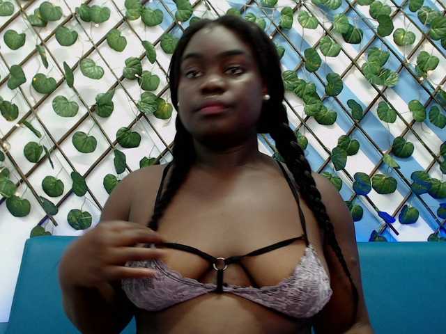 Скриншоты трансляции CocoPink