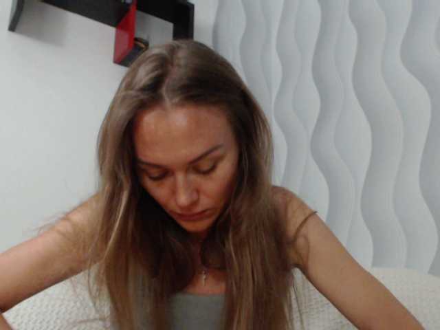 Скриншоты трансляции comedgarson