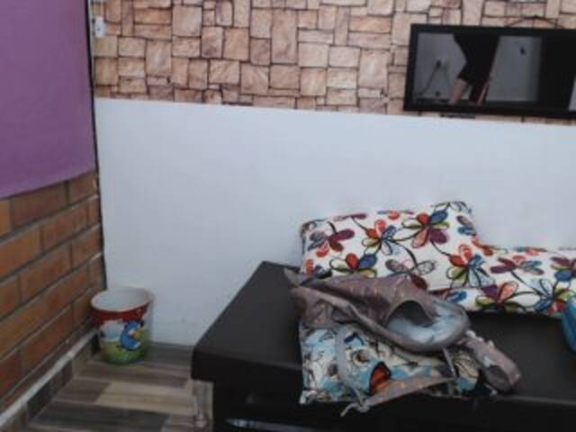 Скриншоты трансляции coonny-hot