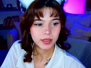 Эротический видеочат CoralineJones