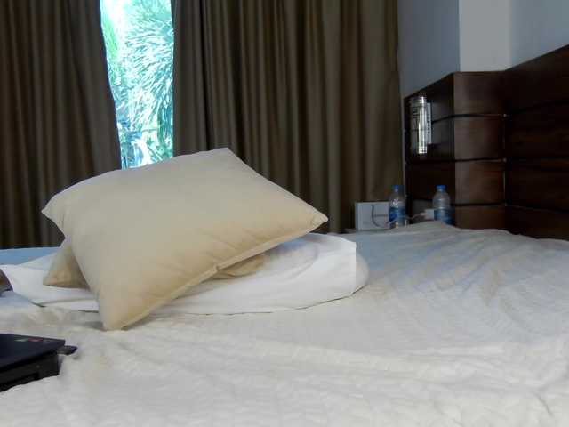 Скриншоты трансляции Coverme