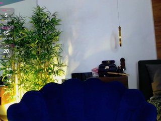 Эротический видеочат CreamyInk