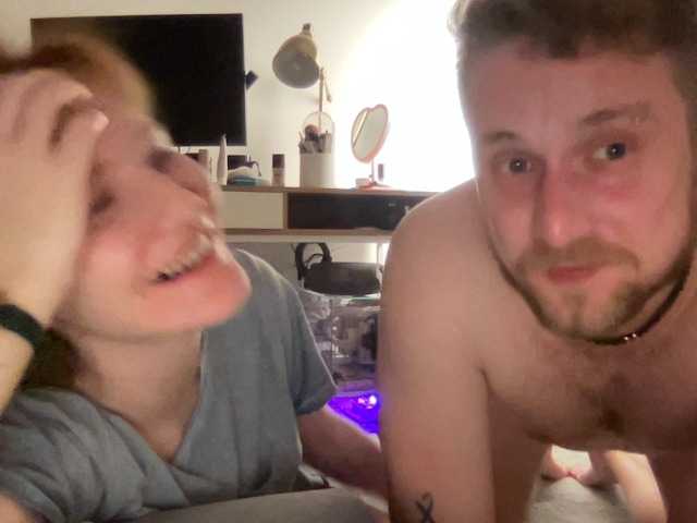 Скриншоты трансляции Creme-de-la-Penis