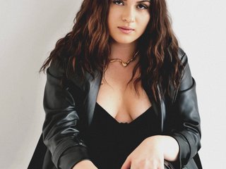 Эротический видеочат CrimsonDusk