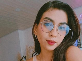 Эротический видеочат Cristin-Petite