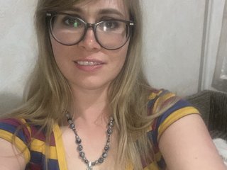 Эротический видеочат Elegant00Girl