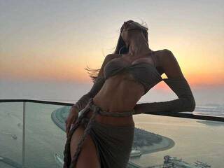 Эротический видеочат Cum4Lydia